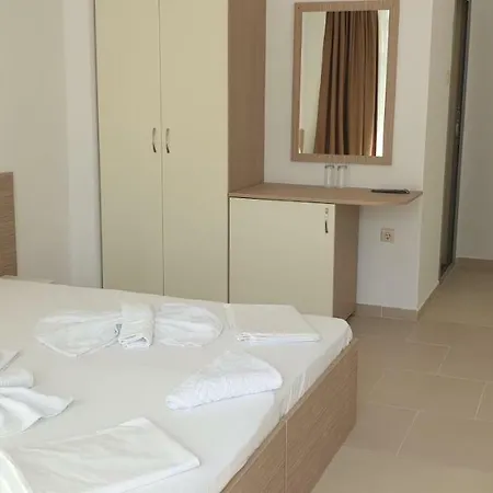 Harmony 招待所 4*